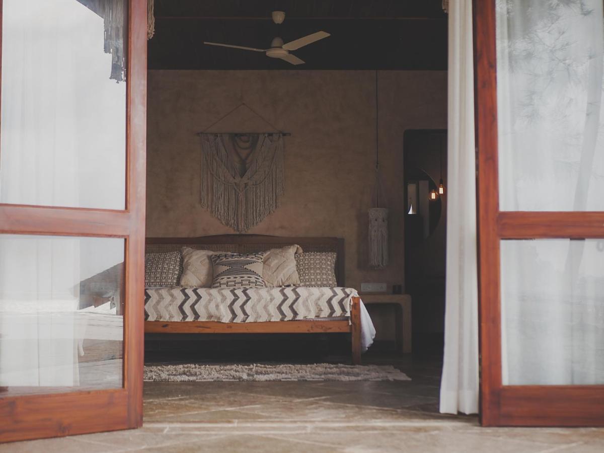 Vaayu Kula Mandrem Hotel Ngoại thất bức ảnh